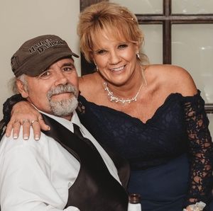 Meet your Posher, Laurie